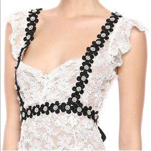 For love & lemons Isabel embroidered midi Lg nwt